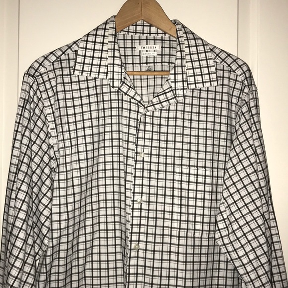 Van Heusen Button Down Dress Shirt Long Sleeve - Picture 2 of 8